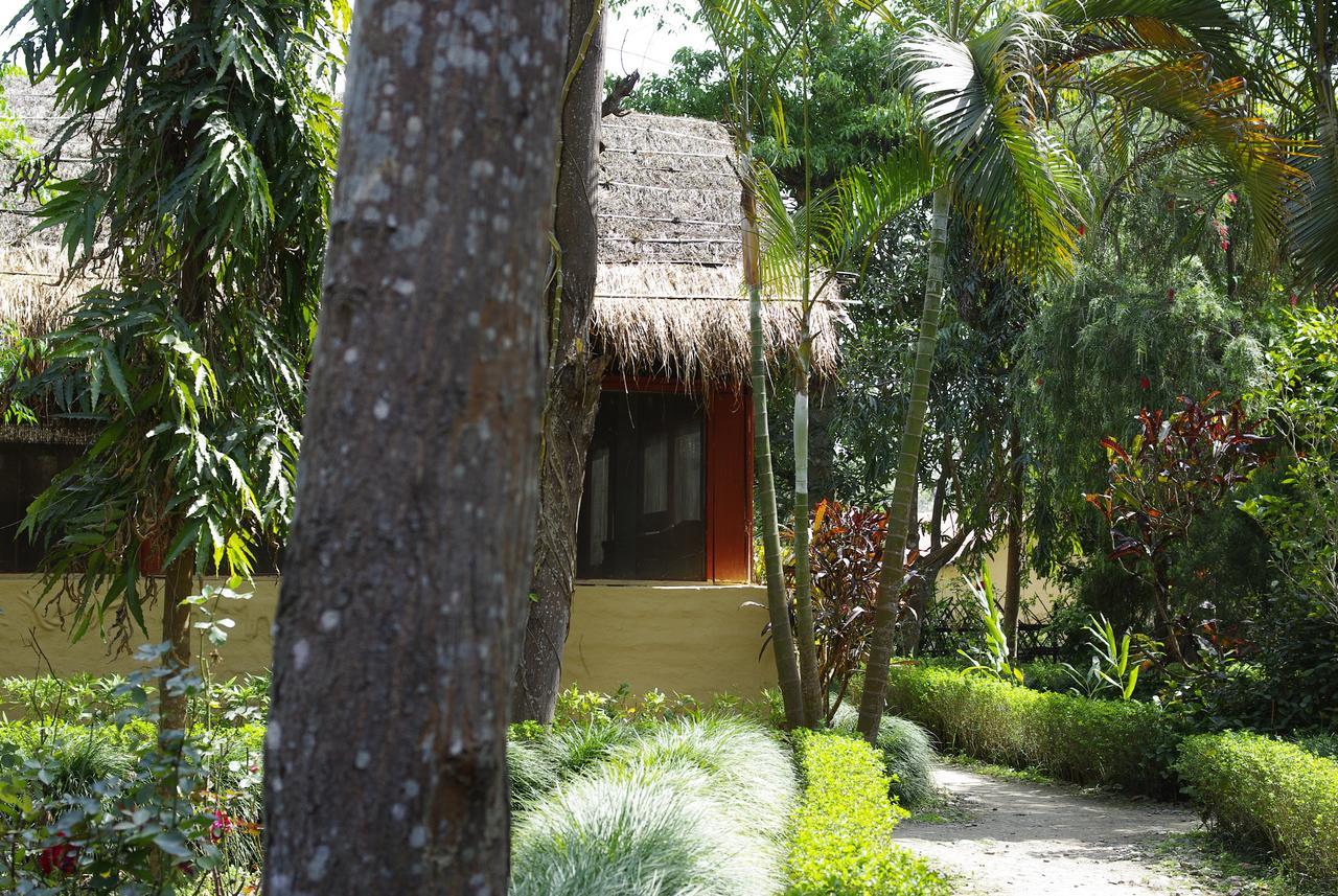 Forest Hideaway Resort Pvt Ltd Bardiya Dış mekan fotoğraf