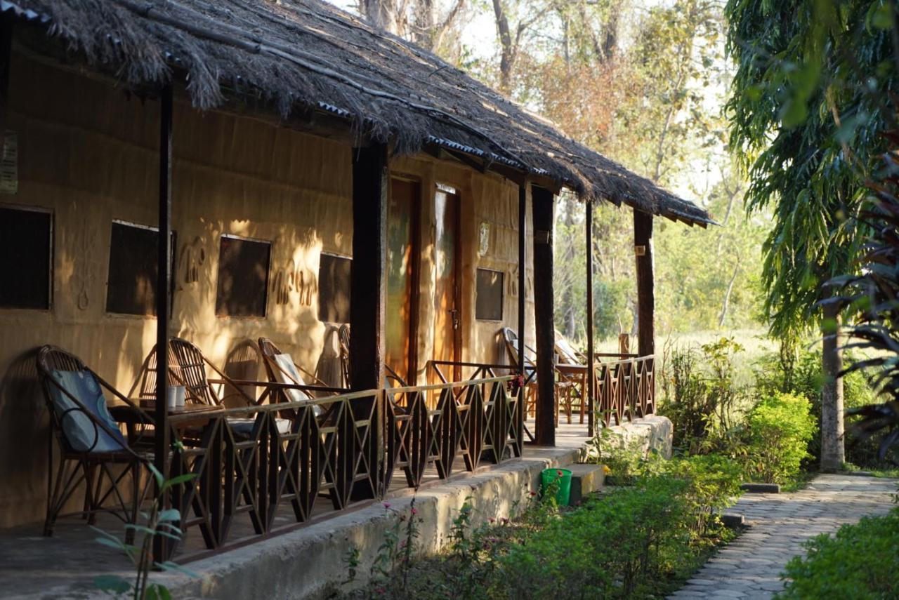 Forest Hideaway Resort Pvt Ltd Bardiya Dış mekan fotoğraf